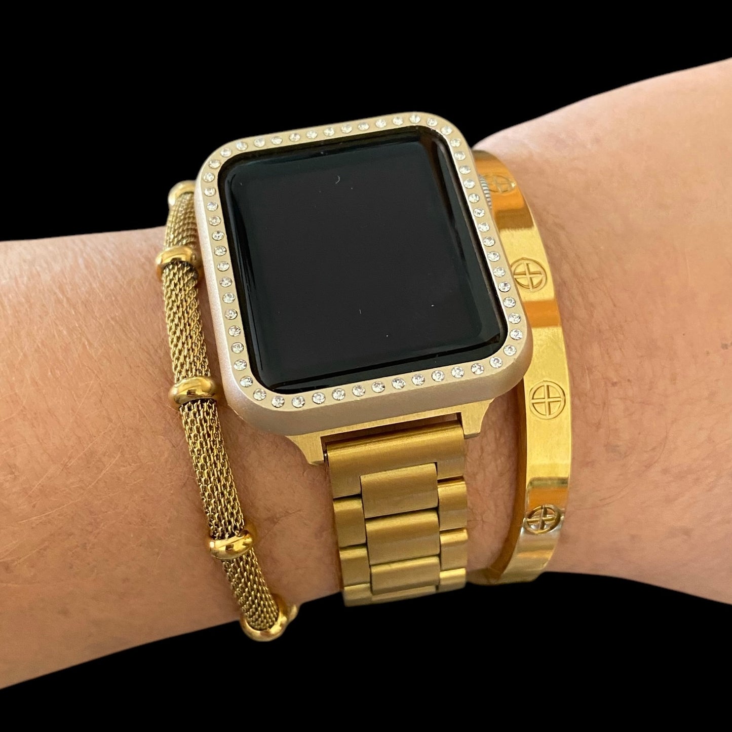 Stackable Gold Stainless Apple Watch Bands For all Sizes and Series Apple Watches With  Gold Bracelets