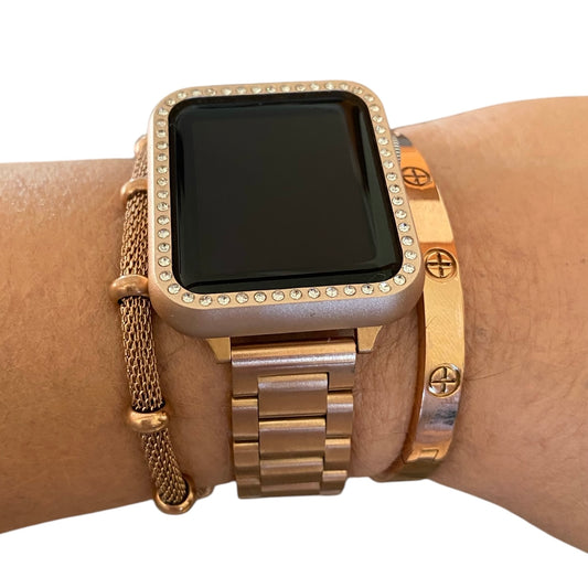 Stackable Rose Gold Stainless Apple Watch Bands For all Sizes and Series Apple Watches With Rose Gold Bracelets